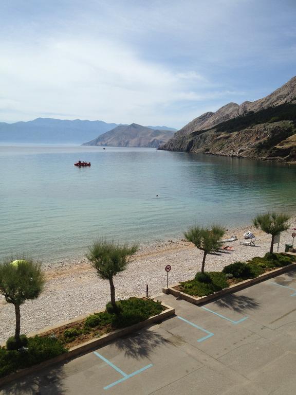 Apartments Capic Baška Rum bild