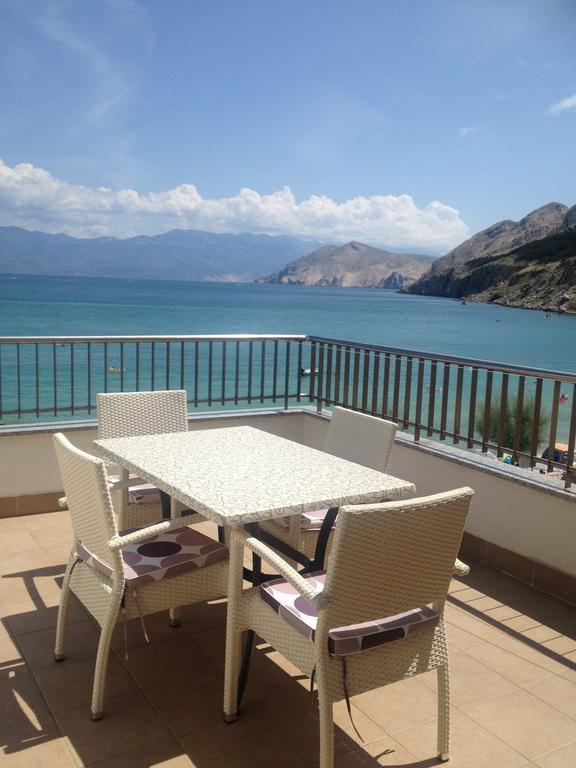 Apartments Capic Baška Rum bild