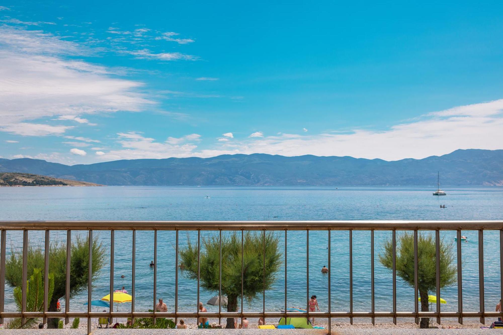 Apartments Capic Baška Exteriör bild